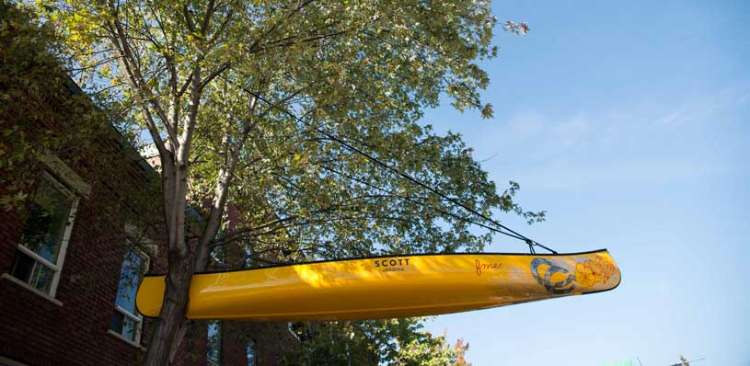 canoe.jpg