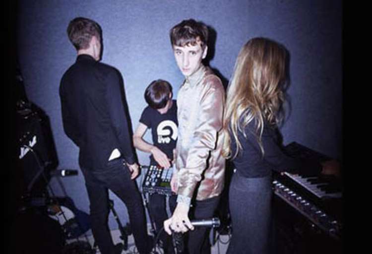 Hidden, le nouvel album de These new puritans en intégralité sur leur myspace