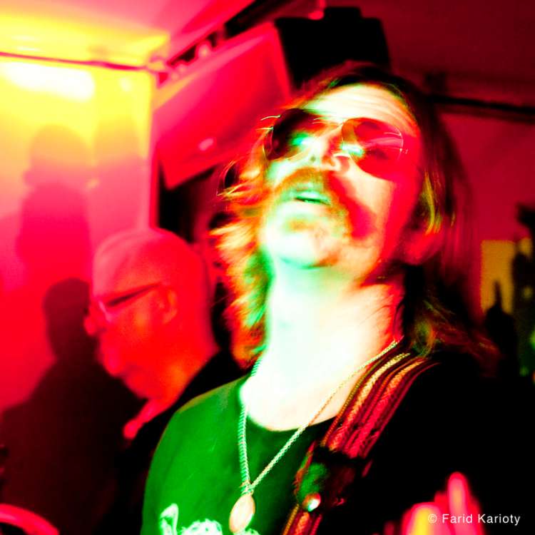 20091105_aftershow_the_eagles_of_death_metal__be_there-15.jpg
